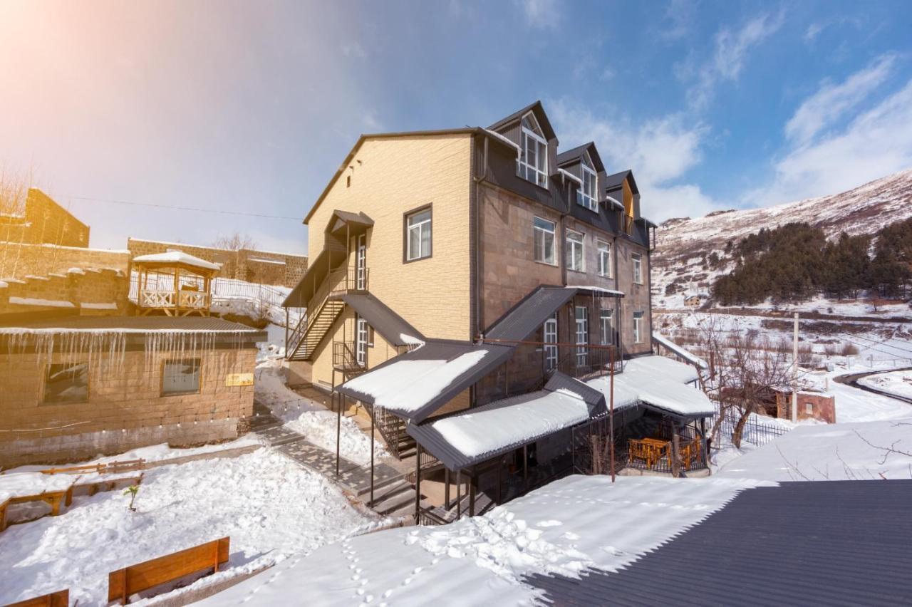 Popock Tsaghkadzor Hotell Eksteriør bilde
